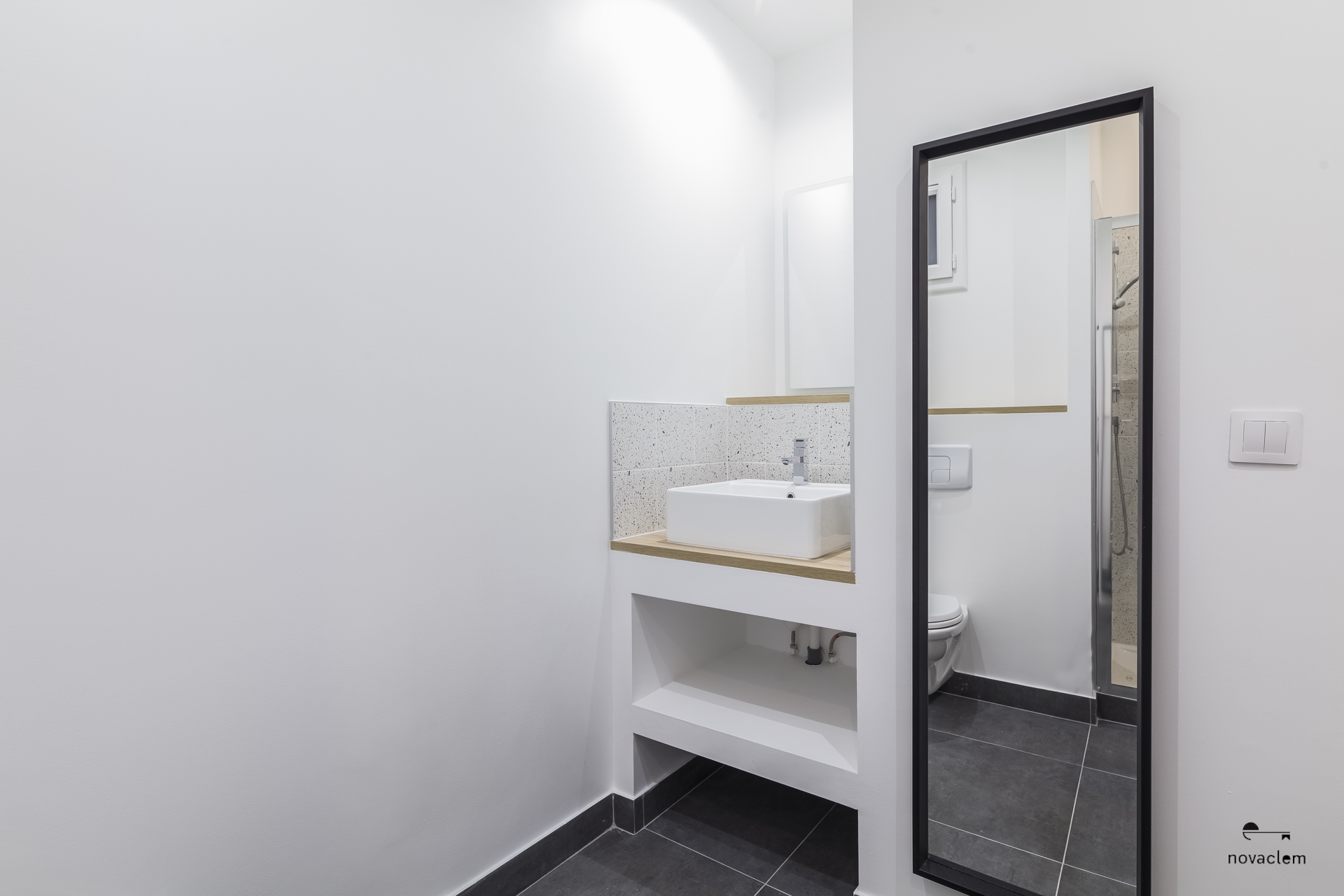 Novaclem - salle de bain après travaux T2 Melchion - Investissement Marseille
