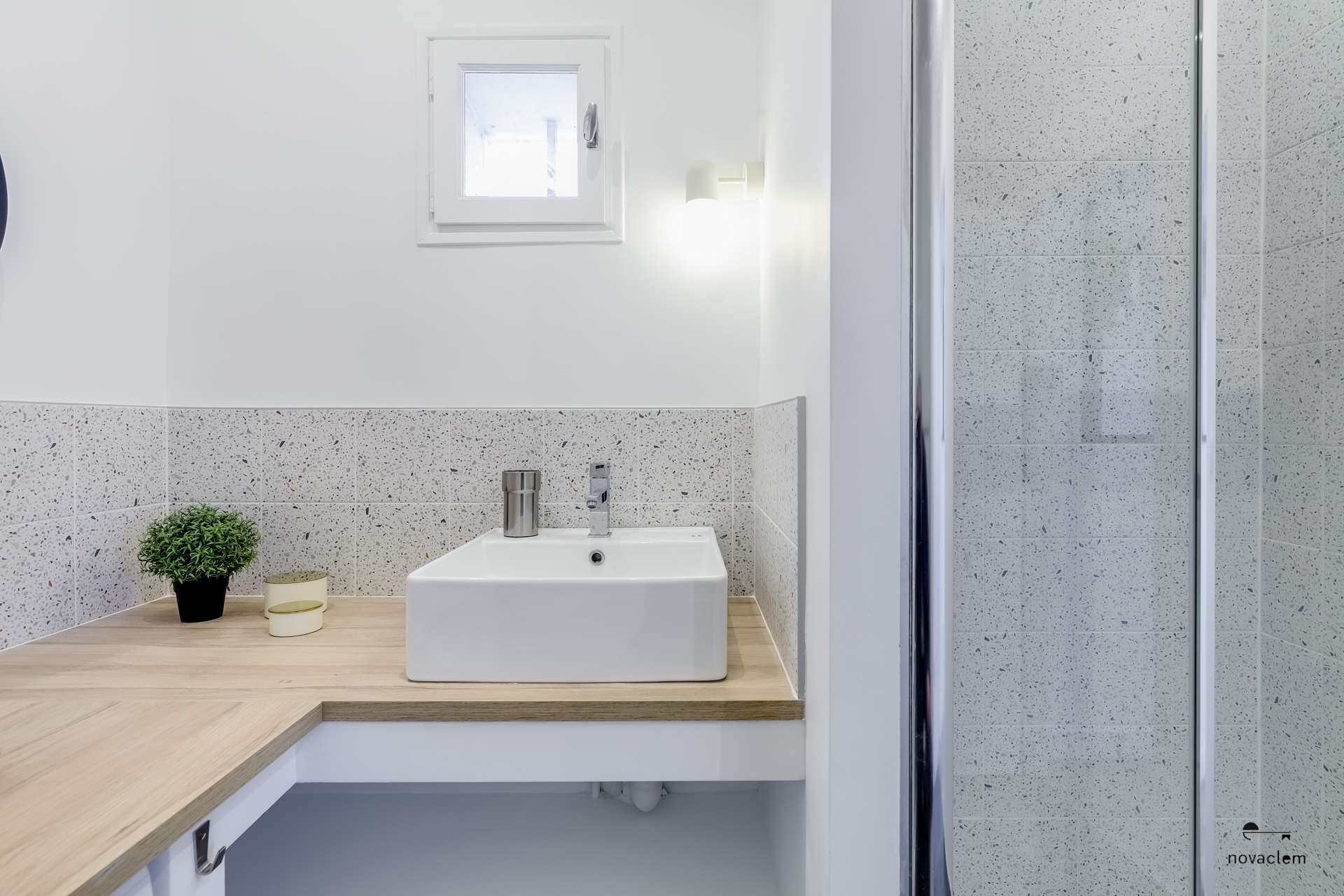 Novaclem - salle de bain 2 après travaux T2 Château du Murier - Investissement Marseille