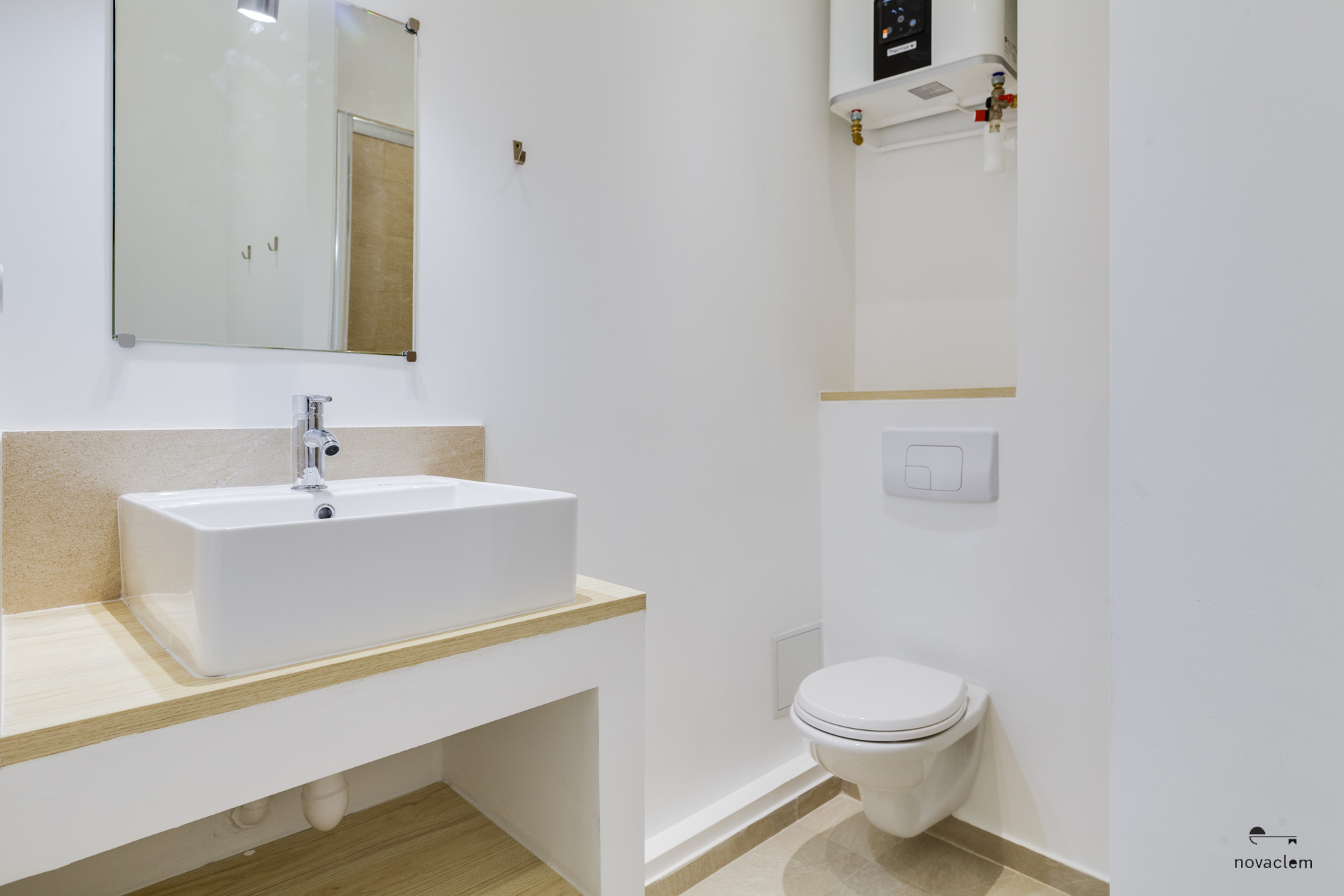Novaclem - salle de bain après travaux T2 jardin zoologique - Investissement Marseille