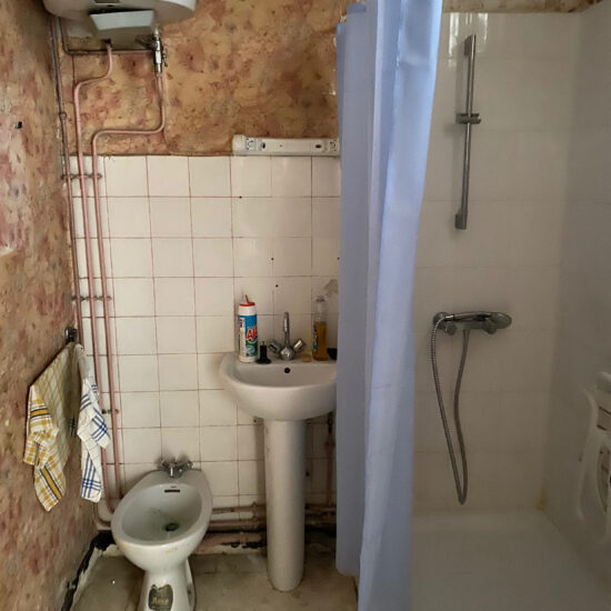 Novaclem - salle de bain Colocation Charras avant travaux - Investissement Marseille