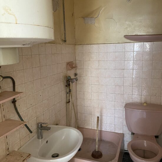 Novaclem - salle de bain T2 Chabanon avant travaux - Investissement Marseille